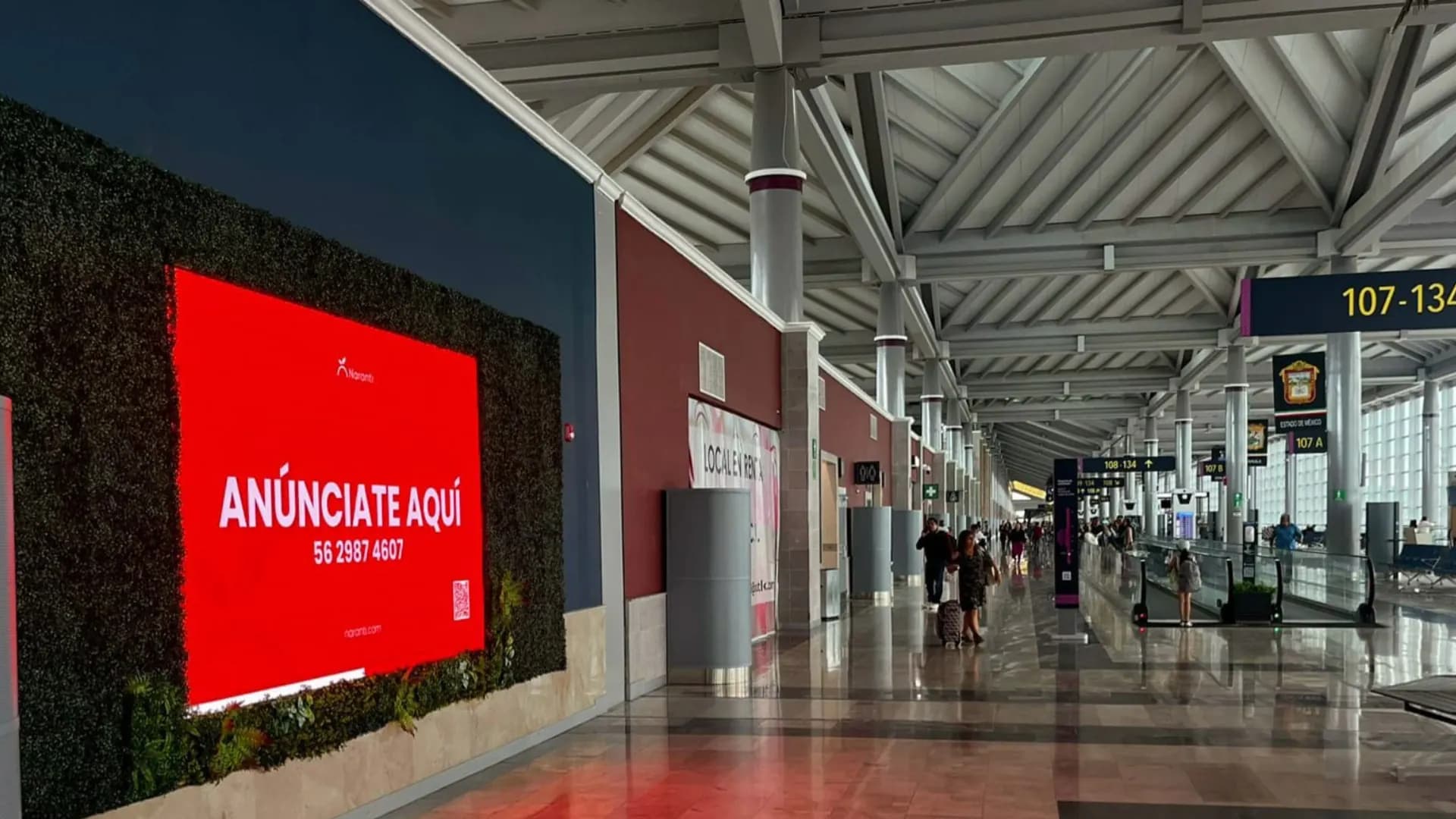 Publicidad en aeropuerto mexico